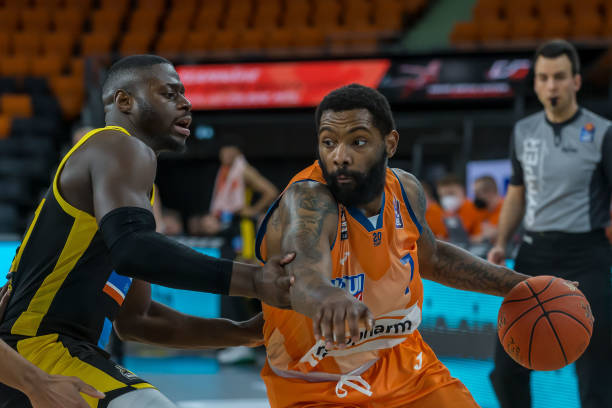 战的重要基 战的重要基