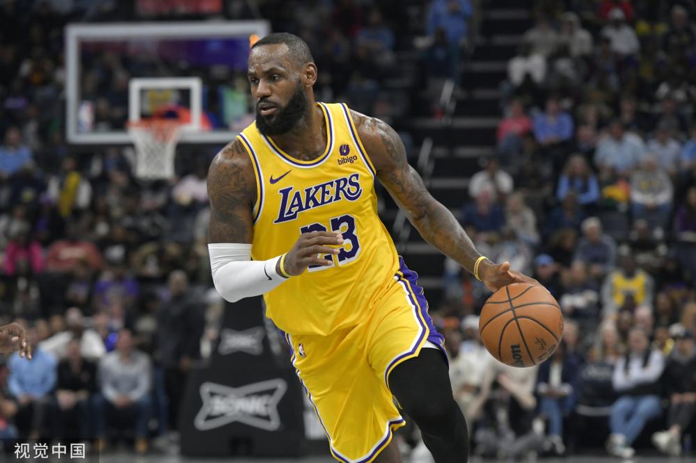 连续三场的 连续三场的